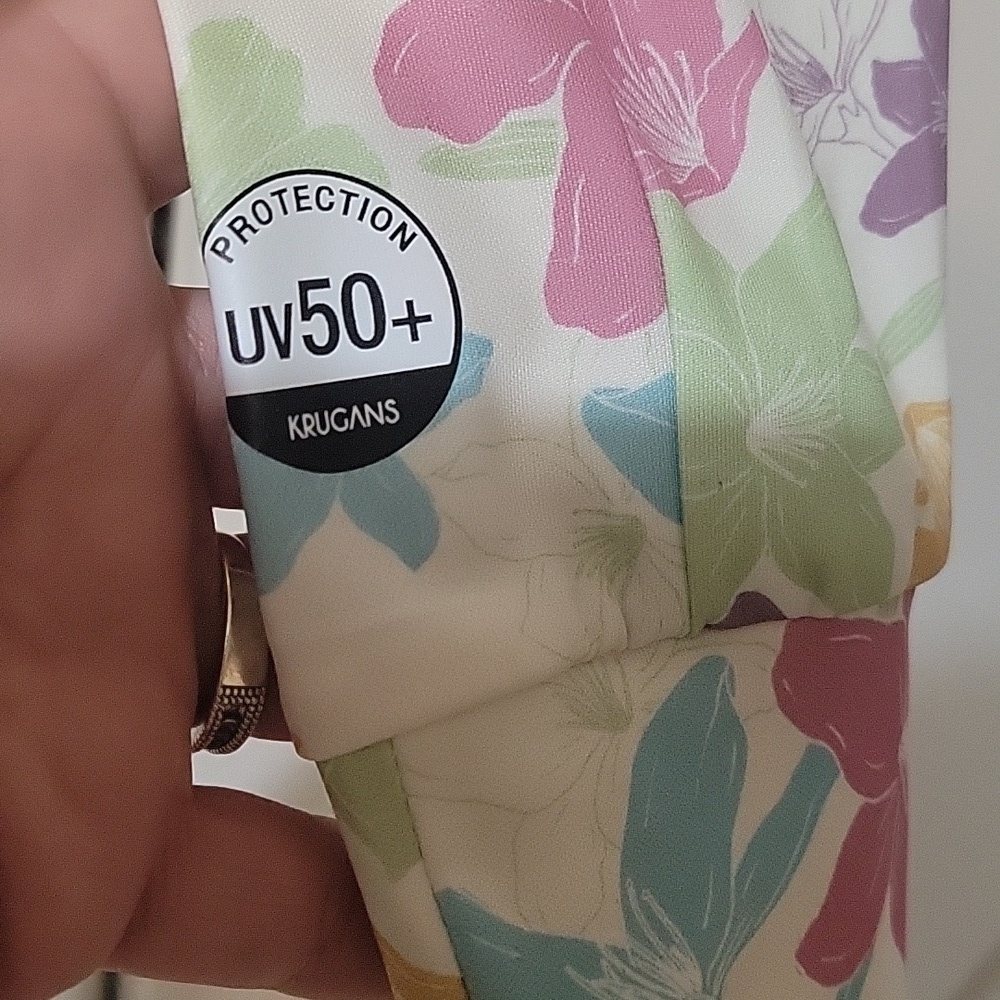 Krugans floral one piece Size Medium (Youth) - Picture 6 of 8